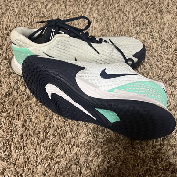 Nikes - Picture 3 of 3